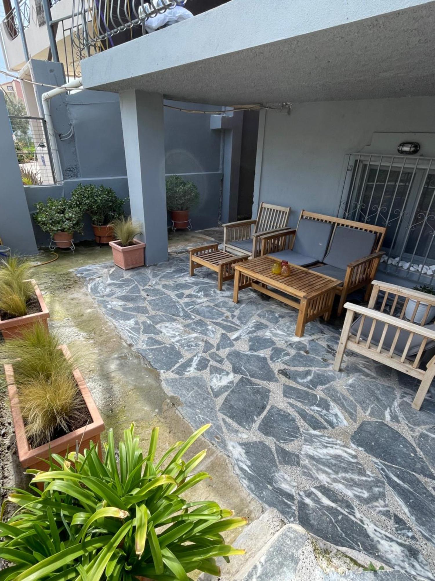 Airpoint Renovated Apartment Artemida  Ngoại thất bức ảnh